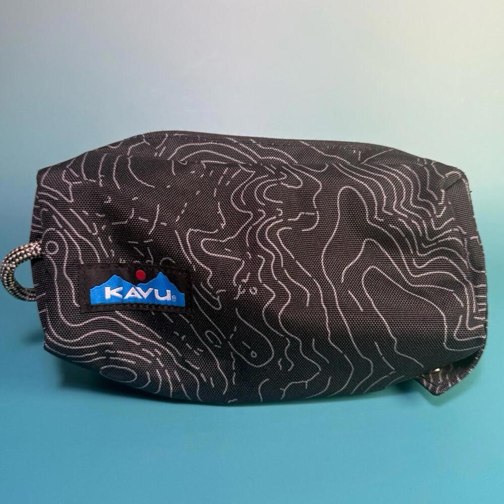 KAVU PIXIE POUCH ACCESSORY TRAVEL TOILETRY AND MAKEUP BAG